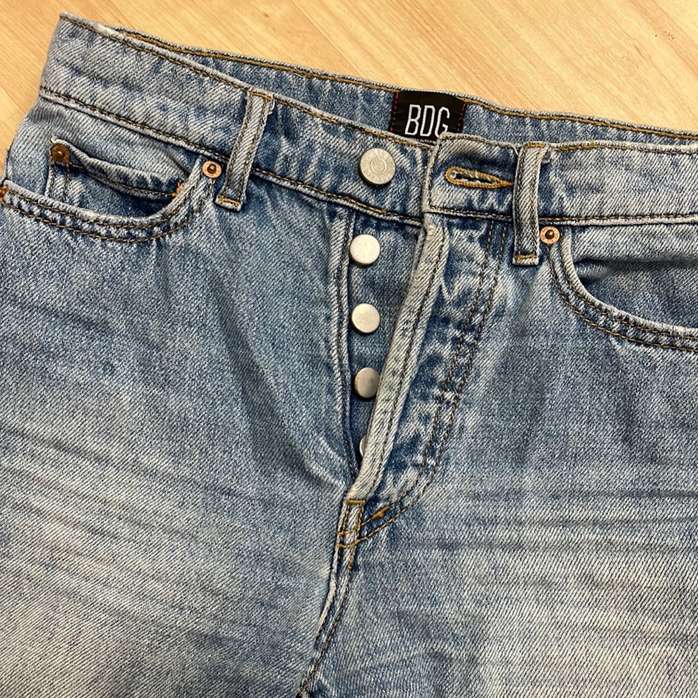 BDG BUTTON UP JEANS